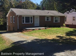 1437 Irving St, Winston Salem, NC 27103