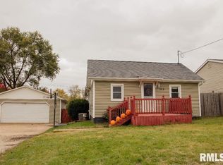 303 4th Ave, Colona, IL 61241
