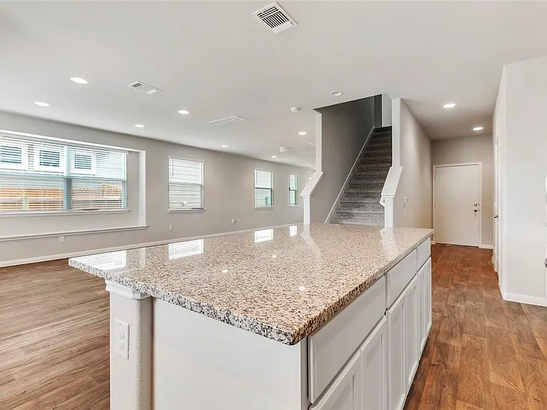 14505 Frankel Loop — Photo 9