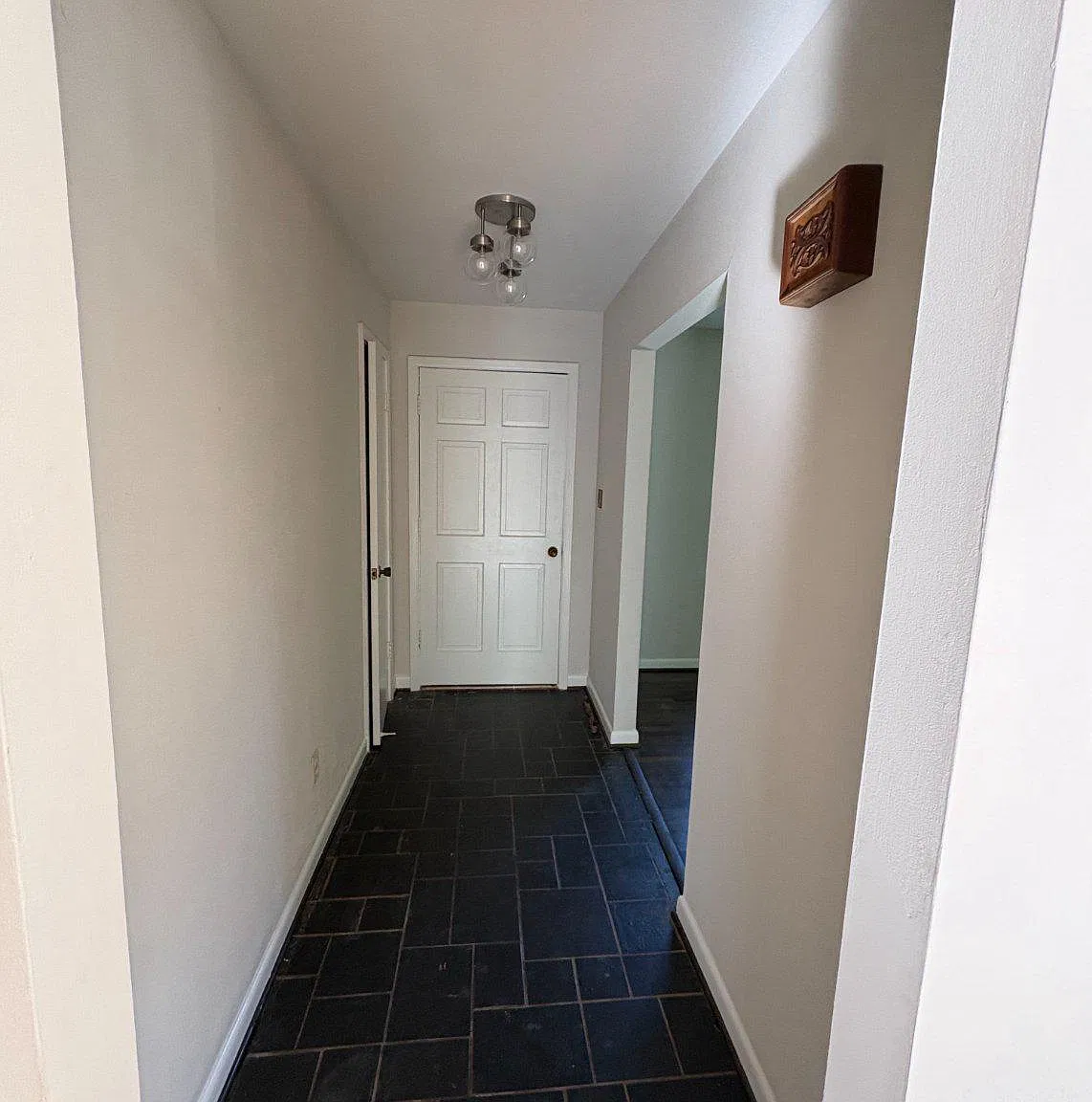 3 bed, 2.0 bath, 1200 sqft, $2,500 — Photo 3