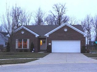 2432 Prestwick Ct, Lebanon, IN 46052