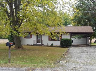 21904 Dove Ln, Carlyle, IL 62231