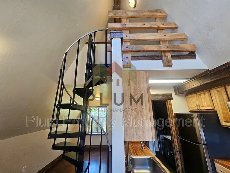 213 Sommers St #1-A — Photo 13