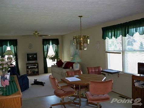 view din ,lr w/new cpt