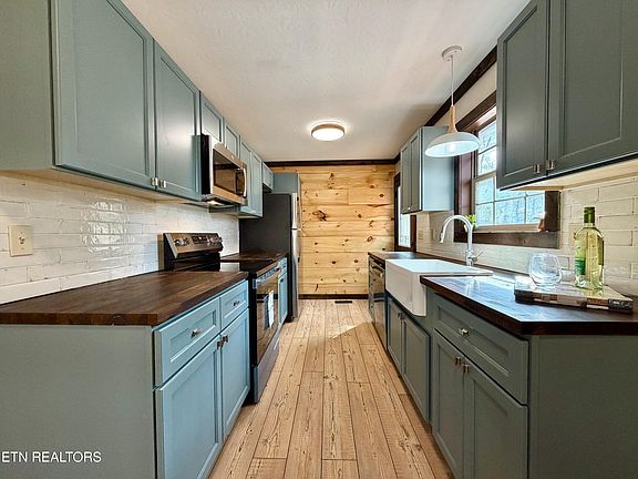 4th image of 105 River Ln