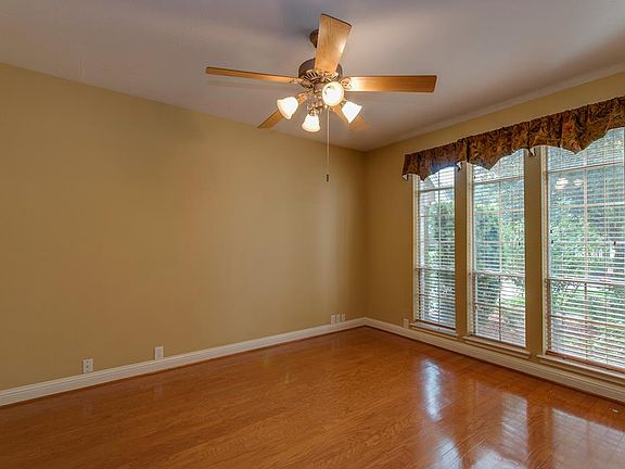 5th image of 5415 Cranston Ct