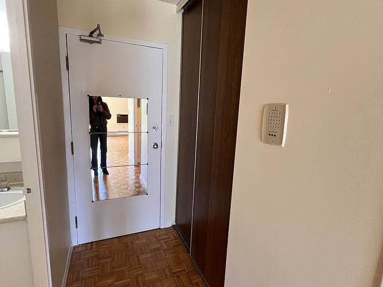 800 Riddell Ave N #206 — Photo 7