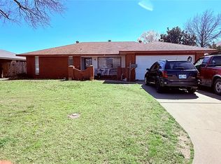3209 W Cherokee Ave, Enid, OK 73703