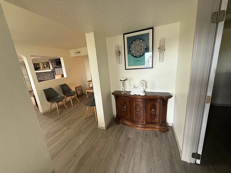 360 Stevens Ave SW #B — Photo 5
