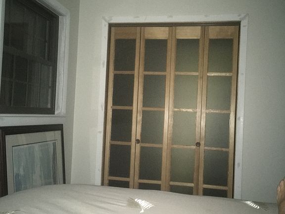 3rd image of 901 N Roy Ave