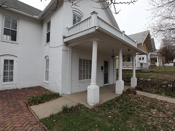 4th image of 810 N 24th St