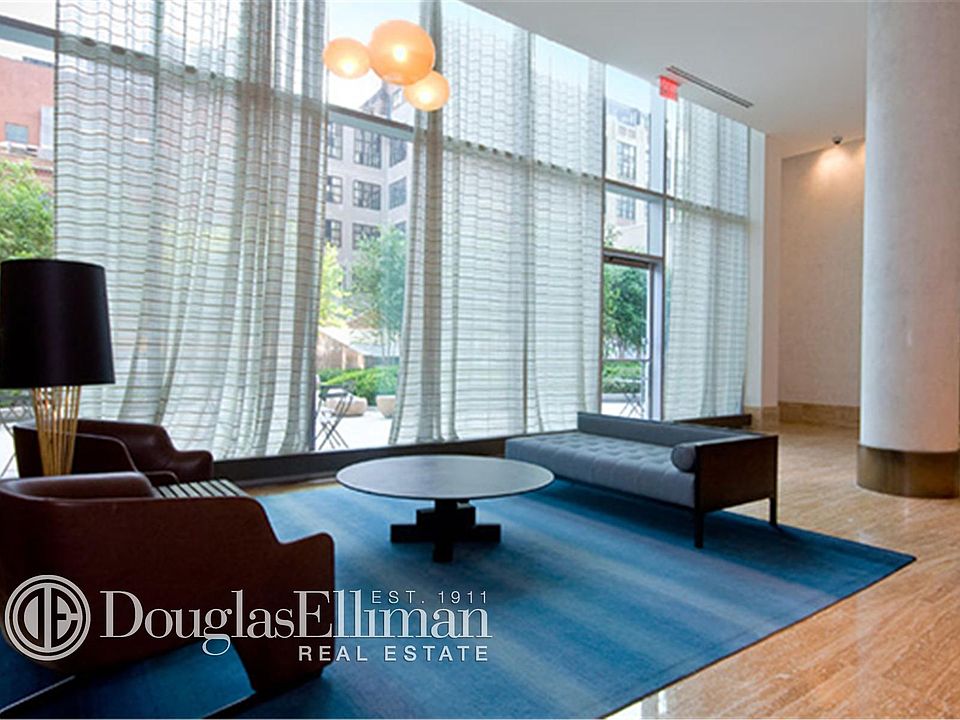 2nd image of 505 W 37th St APT 2804
