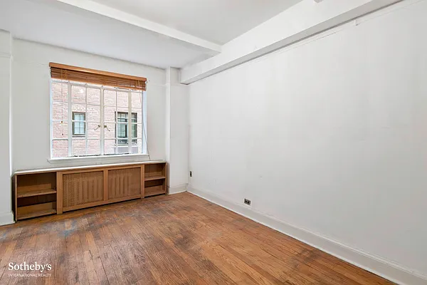 Sold by Sotheby's International Realty | media 5