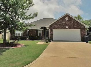 1520 Red Oak Dr, Ardmore, OK 73401