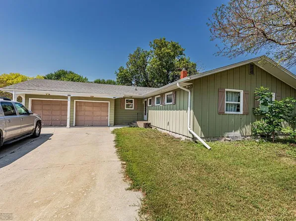 324 3rd Ave E, Halstad, MN 56548
