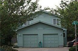 1st image of 712 Pine Ave