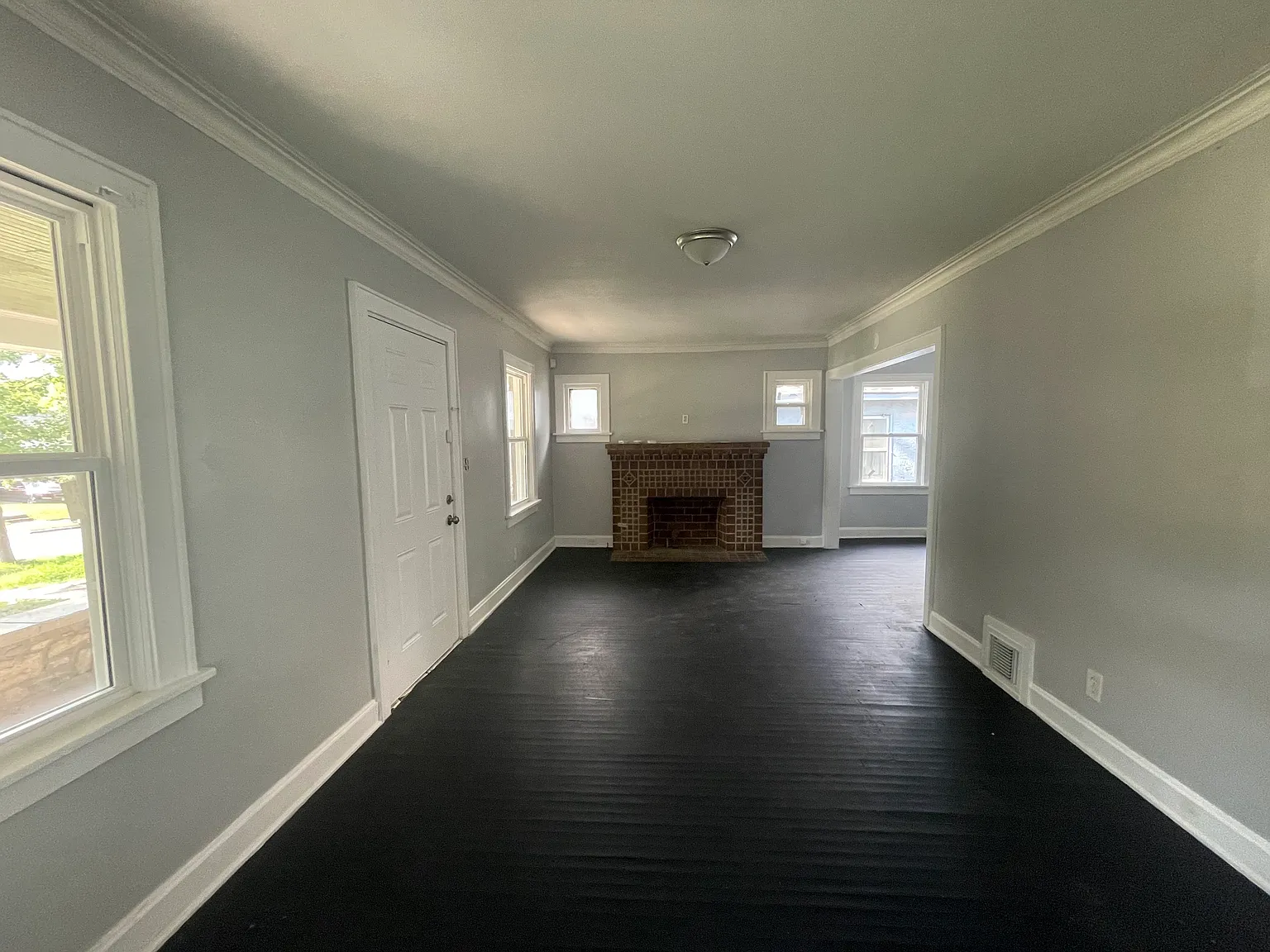 3 bed, 1324 sqft, $1,295 — Photo 4