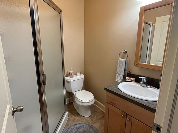 5th image of 102 N 34th St #3803068