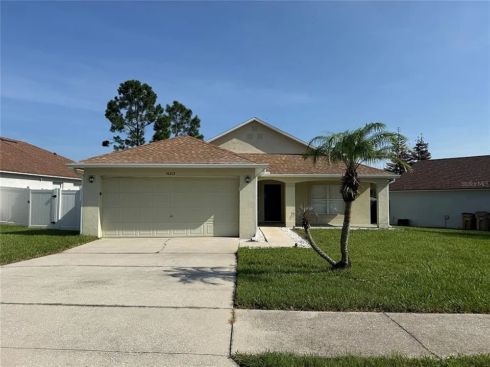 16212 Coopers Hawk Ave
