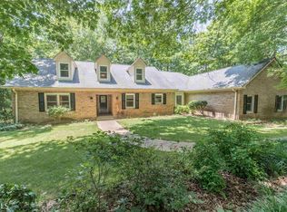 305 Old Mill Ct, Fayetteville, GA 30214