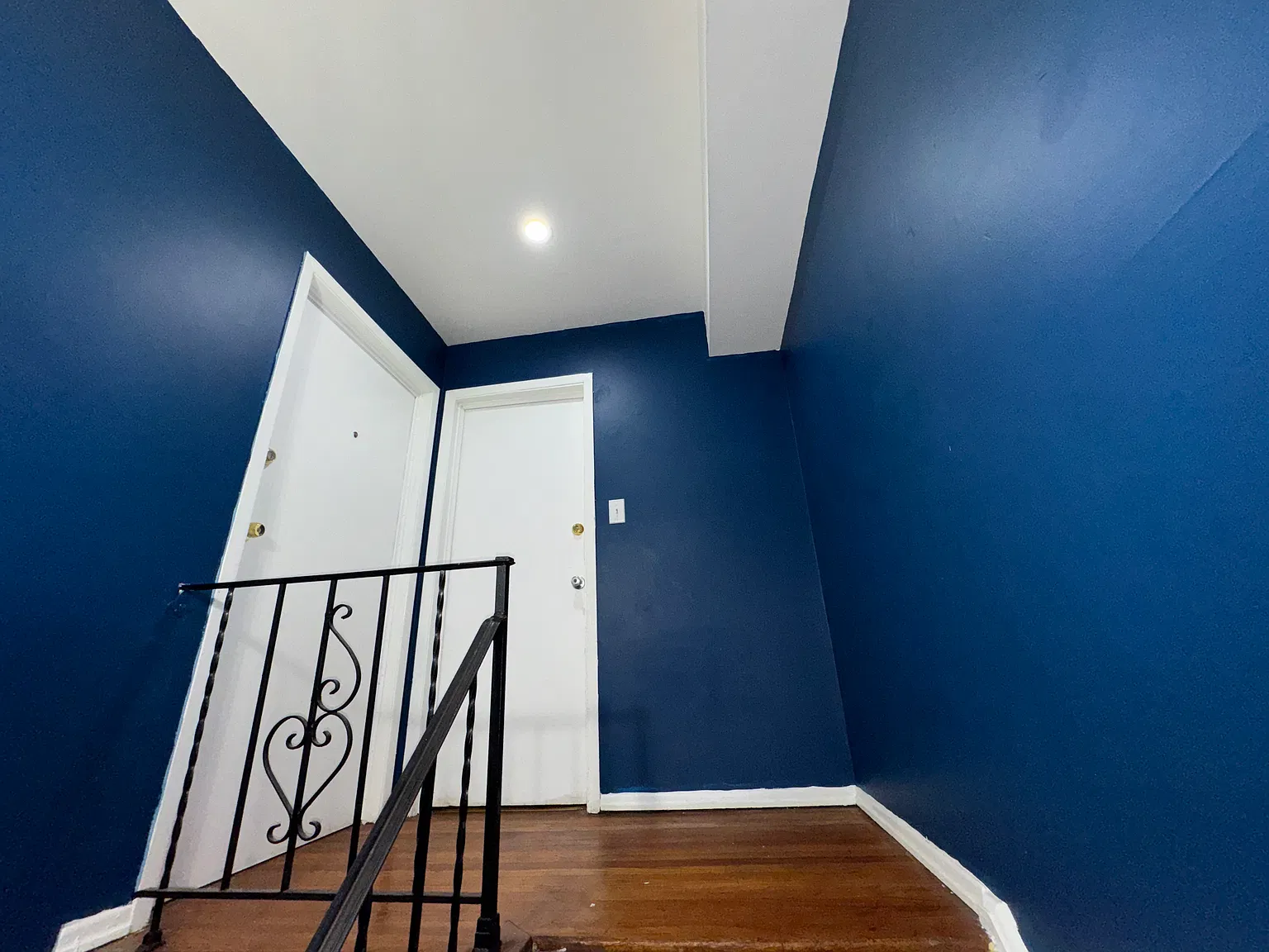3 bed, 1200 sqft, $2,200 — Photo 4