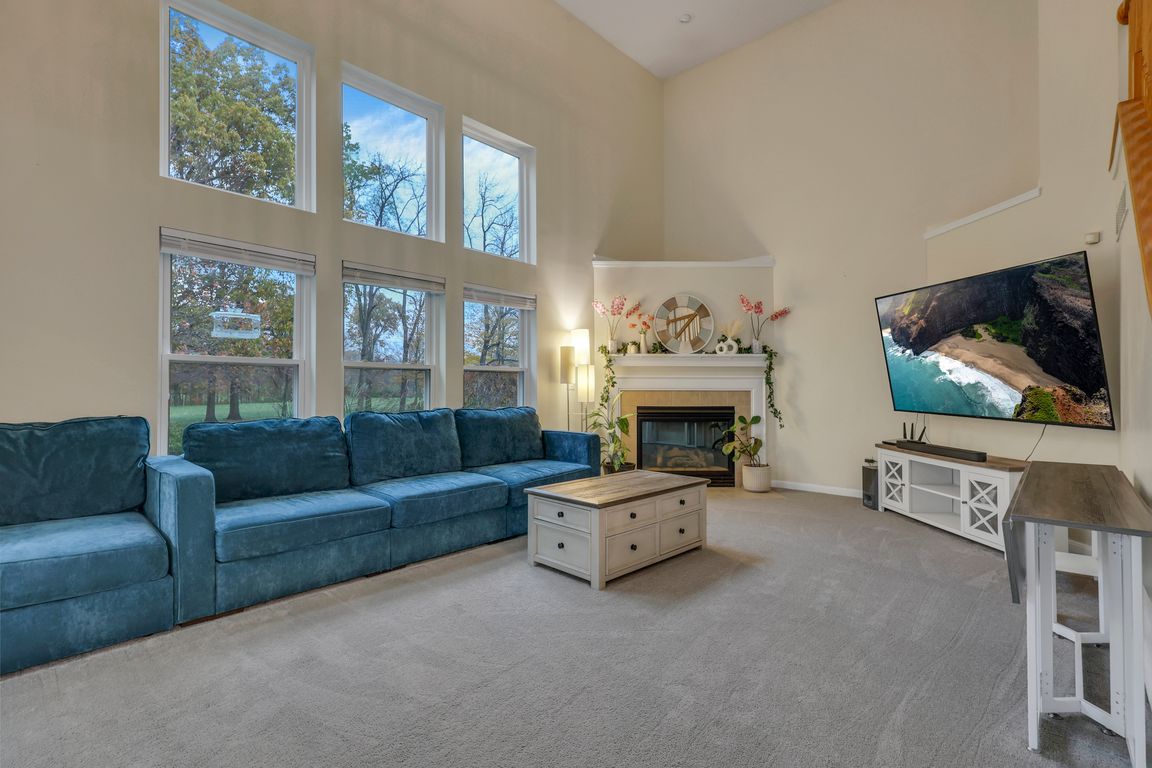 next background image