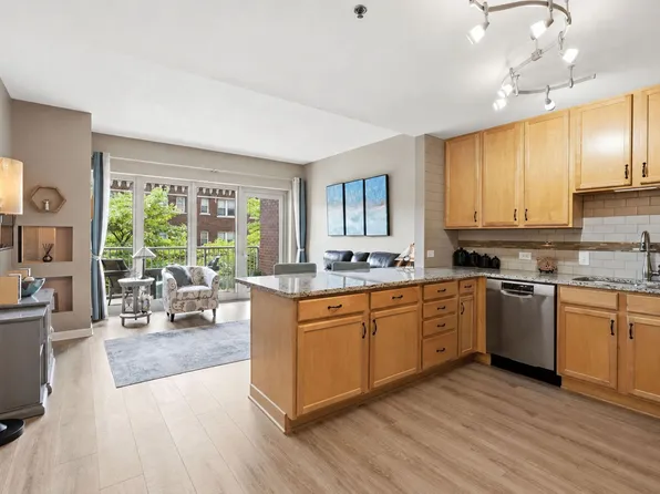 929 Portland Ave APT 208, Minneapolis, MN 55404