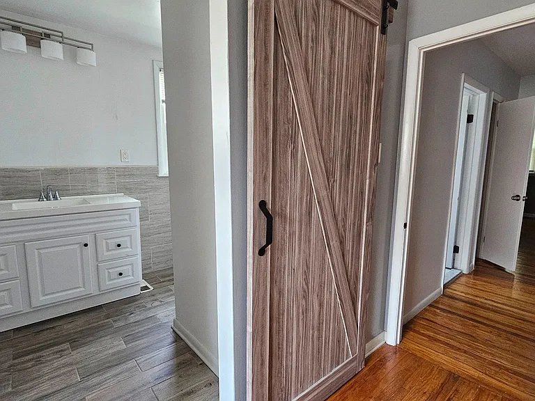 328 Rees Dr — Photo 25