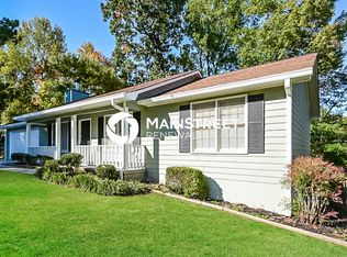 2260 Hammond Ct, Ellenwood, GA 30294