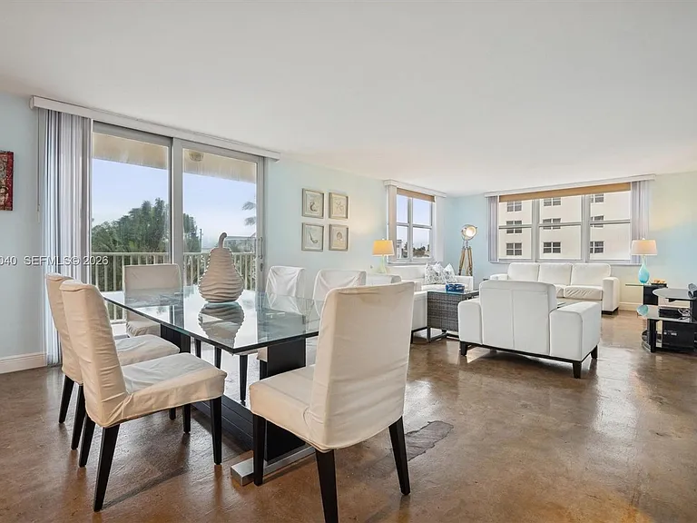 1401 S Ocean Dr #306 — Photo 1