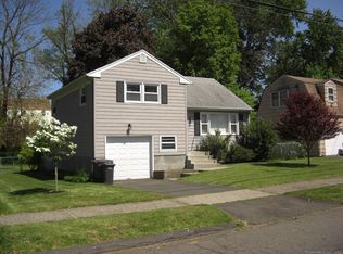 54 Bates St, Hartford, CT 06114