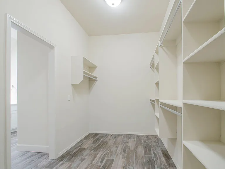 12537 S 75th East Ave — Photo 20