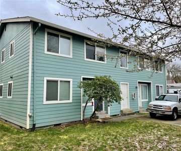1341 West Avenue, Pt Orchard, WA, 98366