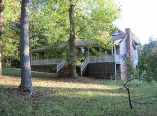3645 Cedar Plains Rd, Sandy Hook, VA 23153