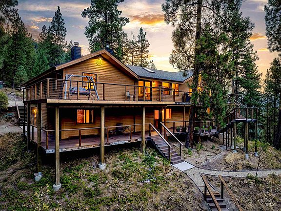 4th image of 160 Forest Dr