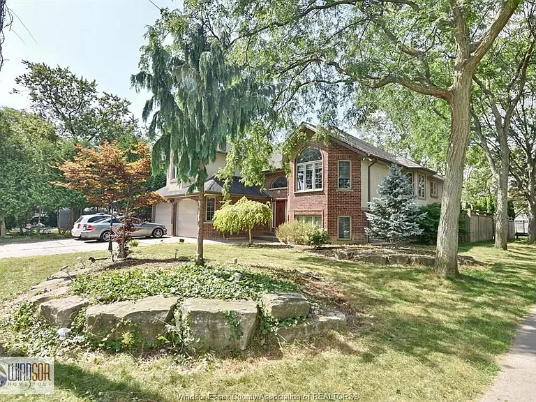 4305 Casgrain Dr #UPPER — Photo 5