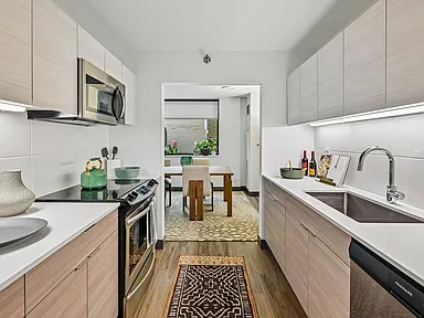 420 E Ohio Apartments