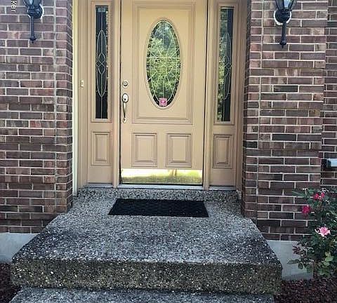 5th image of 4803 Sussex Dr