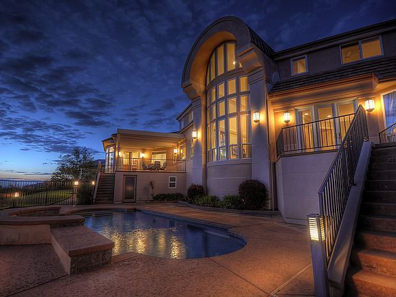 5th image of 4900 Moreau Ct
