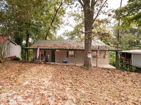 449 Pentecostal Campground Rd, Parsons, TN 38363