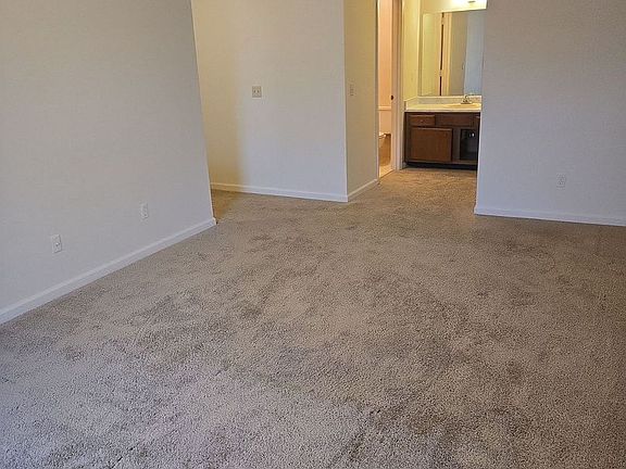3rd image of 178 Tusculum Square Dr #0