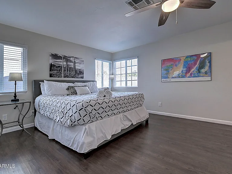 6914 E Beverly Ln — Photo 14
