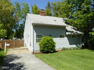 5703 Denfield Rd, Rockville, MD 20851