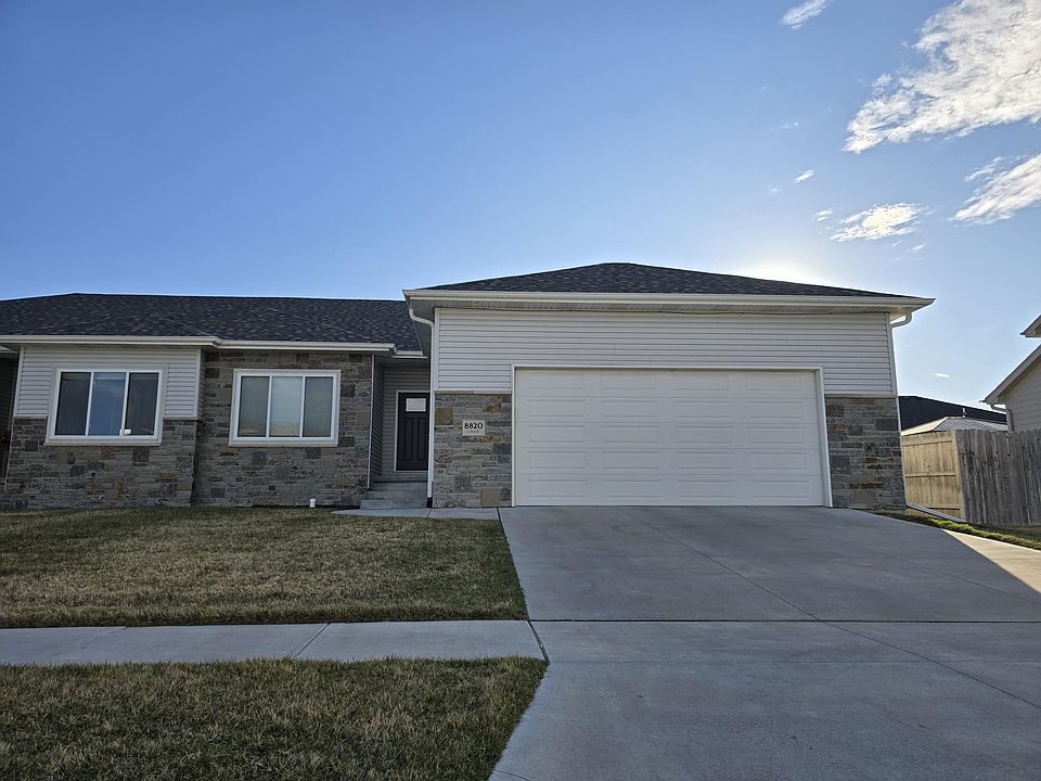 1st image of 8820 S 81st St