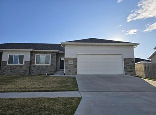 8820 S 81st St, Lincoln, NE 68516