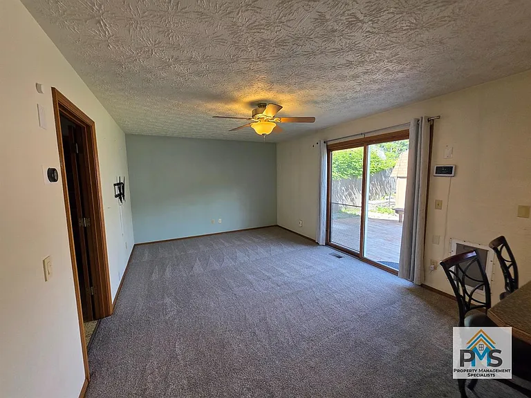 8991 Rendon Dr — Photo 8