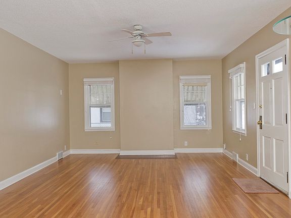 2nd image of 1914 6th Ave