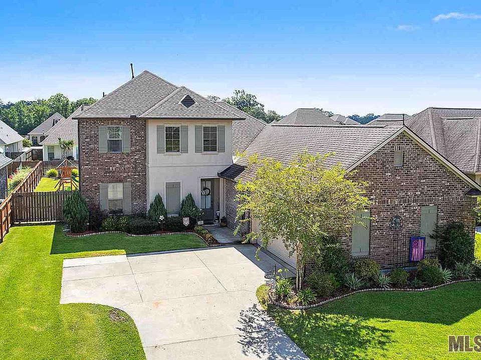 1st image of 16382 Winborne Blvd.