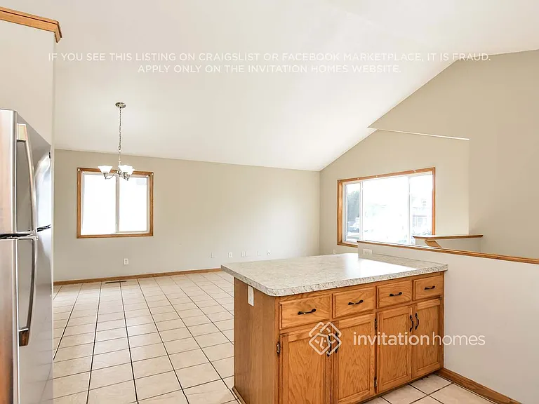 351 4th Ave S — Photo 9