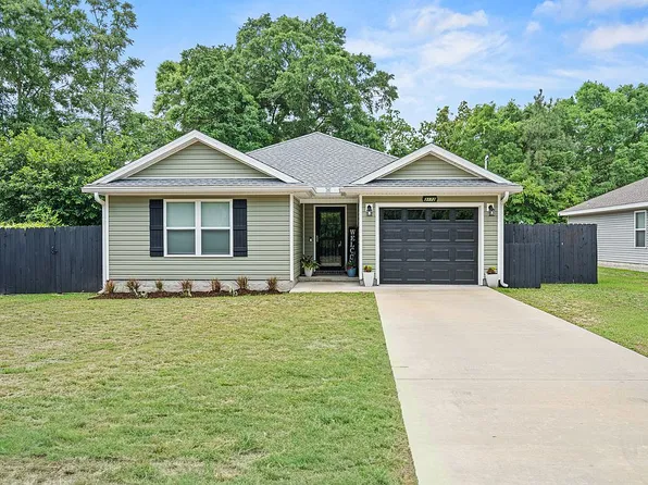 3172 Main St, Crestview, FL 32539